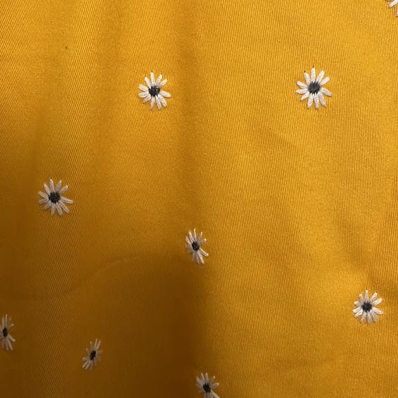 NWOT Old Navy Embroidered Pixie Pants - Picture 3 of 6